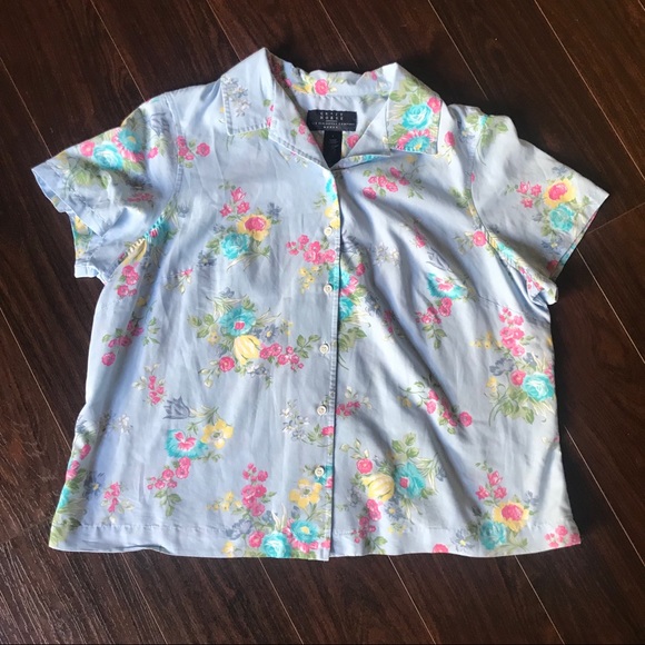 Crazy Horse Liz Claiborne Pair of Women’s Tops 2 - Picture 5 of 8